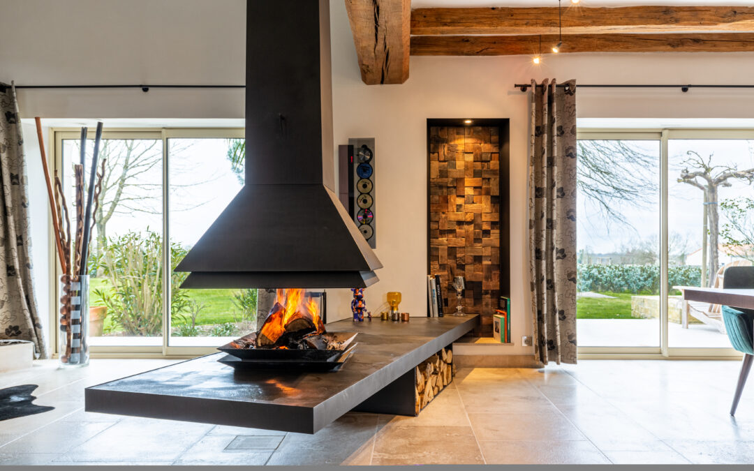 Vyrosa : Cheminées Suspendues et Foyers Design